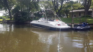 2001 Four Winns 234 funship