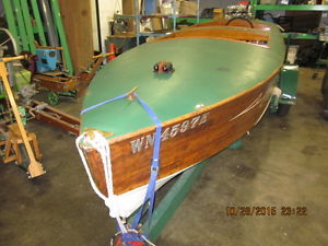 vintage 1936 wooden race boat