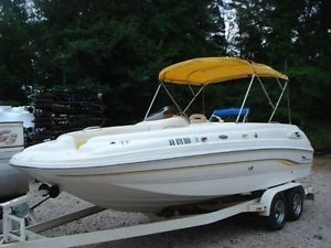 2001 Chaparral Sunesta 210