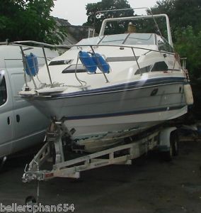 bayliner 2455  V-8  5.7L with  Twin wheel indespension marine trailer