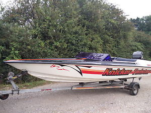 RING 21 SPEEDBOAT 200HP MERCURY OUTBOARD ENGINE READY TO GO SPEEDBOAT + TRAILER