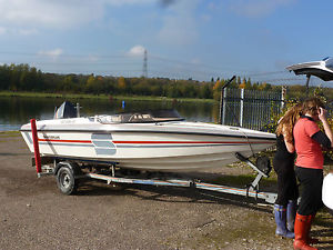 SPEEDBOAT - Shakespeare Sigma XS 480 (16ft)  80HP Marine engine on Snipe trailer