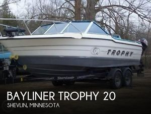 1992 Bayliner Trophy 20