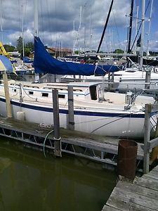 1979 O'Day 30' sloop rigged cruiser