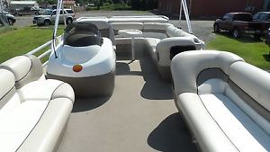 2002 Suntracker 22ft Regency Pontoon