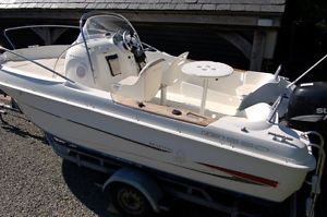 BENETEAU FLYER 550 OPEN BOAT, SUZUKI 115HP 4 STROKE, OPTIONAL TRAILER