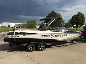 2013 Malibu 247 LSV