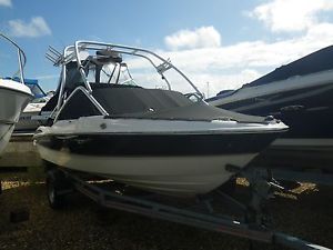 Maxum 1800 bowrider day boat for sale in poole