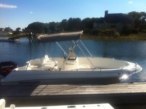 2001 Wellcraft 180 FISHERMAN