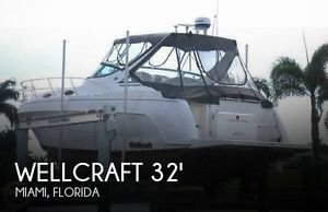 1998 Wellcraft 3000 Martinique