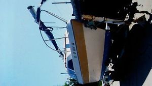 1975 Bayliner buccaneer and EZ load trailer