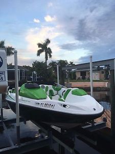 Sea-Doo 2012 Speedster 150 Jet Boat with Trailer, Green & White, Great Condition