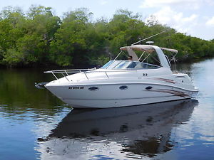 2010 Rinker 260 Express Cruiser. Extremely Clean. Low Hours. Beautiful boat!