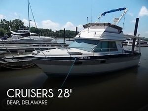 1986 Cruisers Yachts 28 Villa Vee