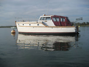 Colvic Northerner 26 ft motor boat