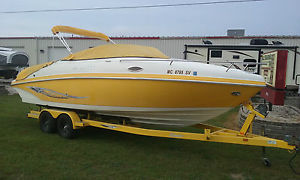 2006 Rinker Captiva 246 C/D