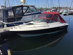 Maxum SC2000 Sports Cuddy Boat