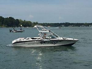 2009 Super Air nautique Team 230 Wakeboard Boat