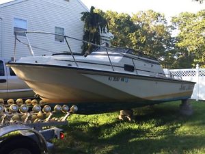 1982 Boston Whaler Revenge