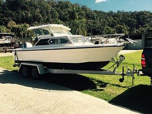 19ft Whittley Half cab,150hp Yamaha Outboard-220 Hours -12 Month Warranty motor