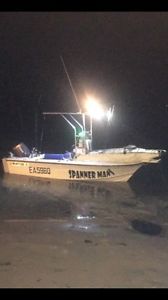 Fishing boat 5m centre console