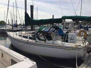 1985 Catalina Tall Rig with Bow Sprit (TRBS)