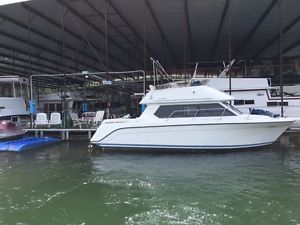 1994 Carver Mini Yacht 280 Sedan Bridge