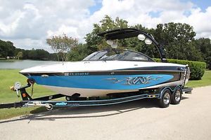 2005 Malibu Wakesetter 23 LSV - 145 hours on engine (Yes! 145 hours)