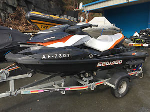 Seadoo GTI SE 155 2011 - SBS Roller Trailer & Cover - Only 65hrs use! VGC