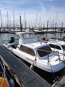 Dory / Pilot 21ft twin hull pleasure fishing boat