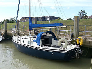 Macwester 26 sailing boat yacht - JUST REDUCED! - includes tender with outboard