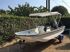 Dory Fishing Boat (Cathedral Hull)