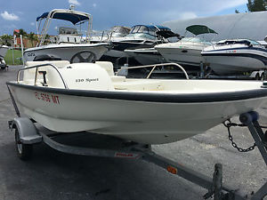 2005 Boston Whaler 130 SPORT