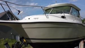 1999 26ft Seaswirl Stripper 2600 (pilot house)