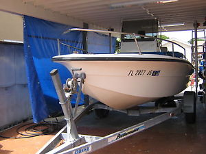 1993 Rinker Open Fisherman