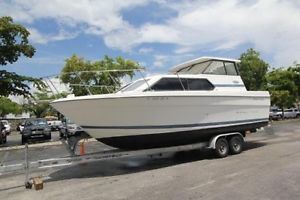 2001 Bayliner 2859 Ciera Express 28' Classic with 31 Foot Trailer