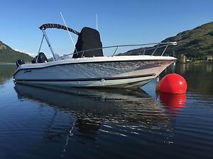 Fishing Boat Sea Swirl Striper 1851 CC (Centre Console) - 140HP Outboard Suzuki