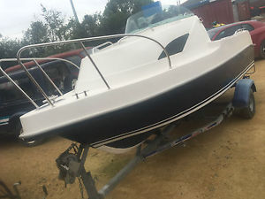 Sport Yacht 4.65 Broads Pike Fishing Day Boat, Trailer & 9.9HP 4-Stroke Outboard