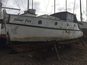 Project Boat, 28ft Thornycroft, Alternative Beach Hut.