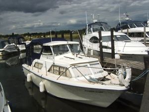 Motor Boat, Liveaboard, Fairline Fury 26 ft 4berth