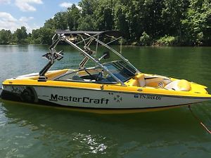 2009 Mastercraft X2  Photoshoot boat - loaded