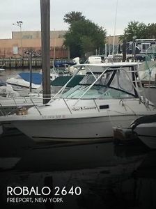 2000 Robalo 2640