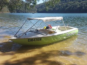 classic v8 clinker ski boat