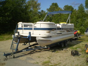 2005 Crestliner Sport LX 2085