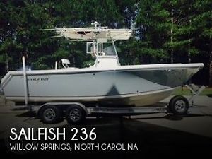 2004 Sailfish 236