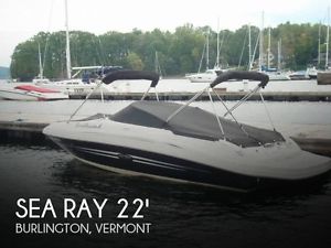 2008 Sea Ray 220 Sun Deck