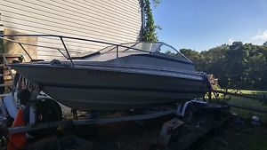 Boat, Bayliner, cuddie, volvo, penta,