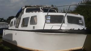 canal boat 32ft norman cabin cruiser with rear access