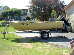 FISHING BOAT 4.3 metre (14 foot) ALUMINIUM.  NO RESERVE