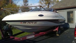 1997 Rinker 212 Festiva